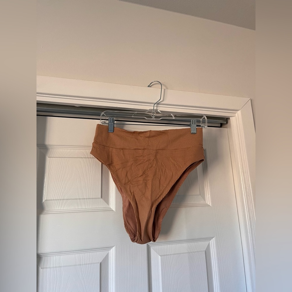 Nude Textured High-Waist Cheeky Bikini Bottoms - Aerie Size L